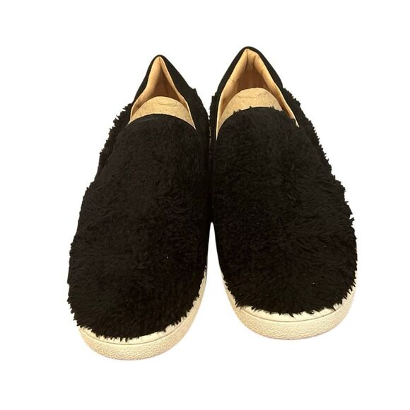 UGG Shoes - Ugg W.Ricci Sneakers Womens Sz.9.5 New in box